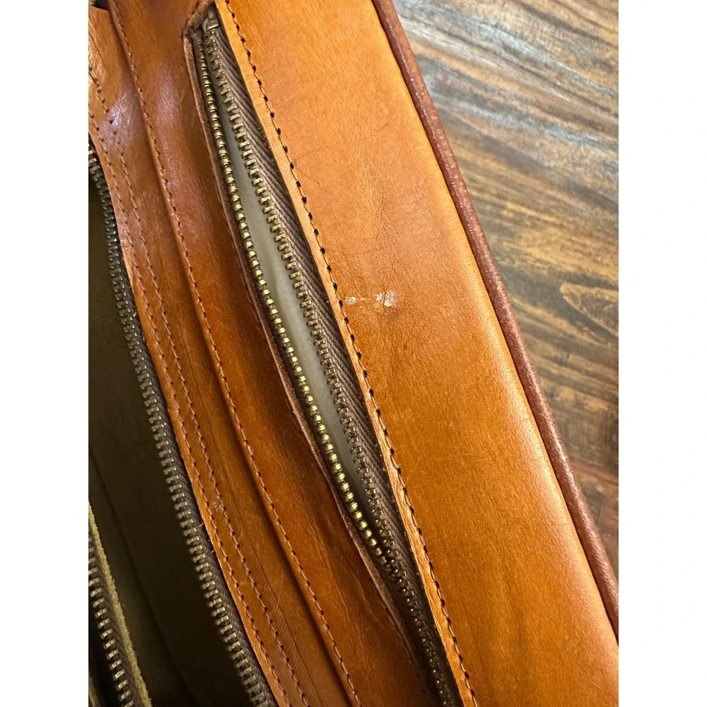 Vintage Hand Tooled Mexican Leather Crossbody Bag Aztec Calendar Mayan Pyramid - Picture 8 of 17